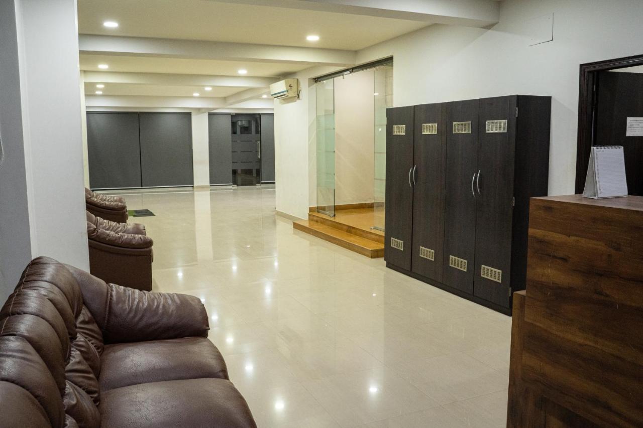 Nk7 Guest House Calcuta Exterior foto